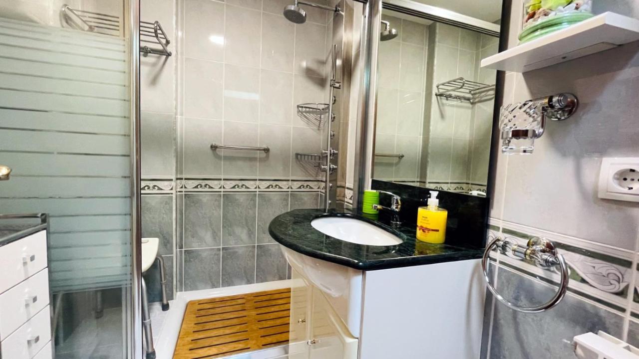 Apartment Piso Centrico Nati Con Parking Incluido
